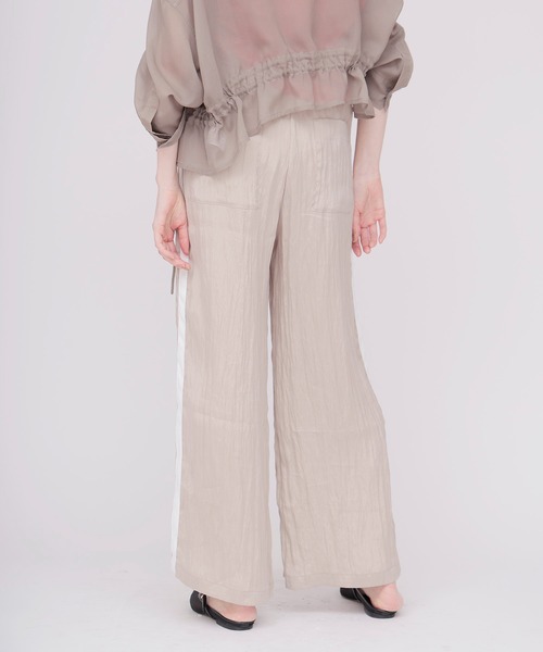 DRESSLAVE(ドレスレイブ)の「fibril lyocell washer line pants(フィブリルリヨセルワッシャーラインパンツ)(その他パンツ・レディース・ブラック/ベージュ・38)」の4枚目の写真