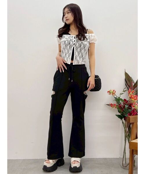 EVRIS（エヴリス）の「レースレイヤードトップス（シャツ/ブラウス・レディース・ブルー/グレー/ホワイト・FREE）」の19枚目の写真