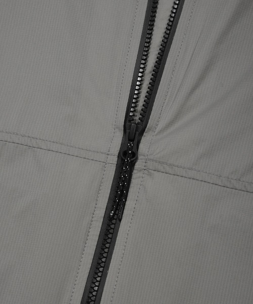 COVERNAT（カバーナット）の「PERTEX TRACK JACKET（ブルゾン・メンズ・グレー・XX-LARGE/X-LARGE/LARGE/MEDIUM/SMALL）」の12枚目の写真