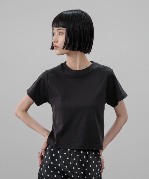 LOWRYS FARM(ローリーズファーム)の「フライスチビTEE 637055(Tシャツ/カットソー・レディース・ホワイト/ホワイト系その他/ブラック/グレー系その他/ブラウン系その他・FREE)」の4枚目の写真