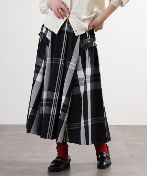 Anna Nicola（アンナニコラ）の「Anna Nicola チェックフレアスカート（スカート・レディース・ブラック/ネイビー・38）」の13枚目の写真