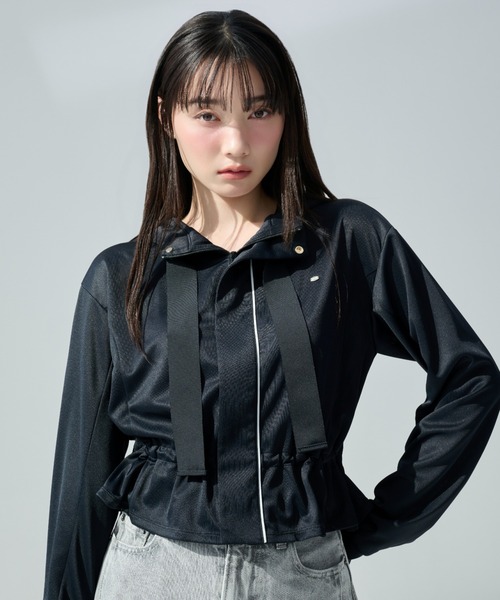 SNIDEL（スナイデル）の「【LUMISHADE】UVポケッタブルパーカー（パーカー・レディース・アイボリー/ブラック・F）」の2枚目の写真