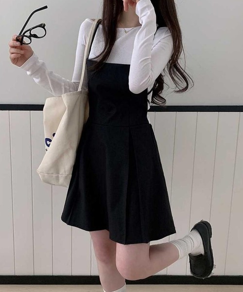 LAFFMO(ラフモ)の「バッククロスミニキャミワンピース(ワンピース・レディース・ブラック/グレー・F)」の3枚目の写真