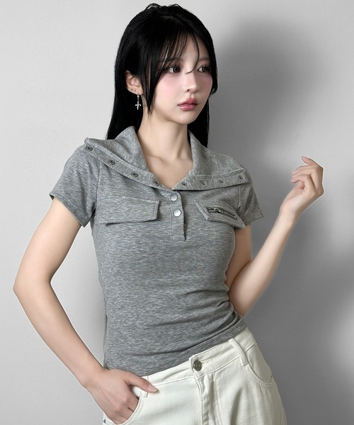 FOLLOWIN(フォロウィン)の「3color/ネックボタンデザインジップポケットTシャツ(Tシャツ/カットソー・レディース・ブラック/グレー/ホワイト・FREE)」の16枚目の写真