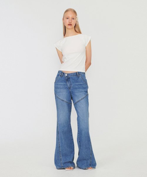 DIAGONAL(ダイアゴナル)の「DIAGONAL BOOTS CUT DENIM PANTS (light blue)(デニムパンツ・レディース・その他・SMALL/MEDIUM)」の5枚目の写真