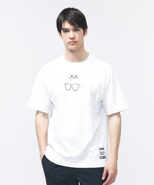 Oakley Tシャツ 専用 別注】オークリー BORDERLESS S/S TEE NEON CAL 限定コラボ（Tシャツ