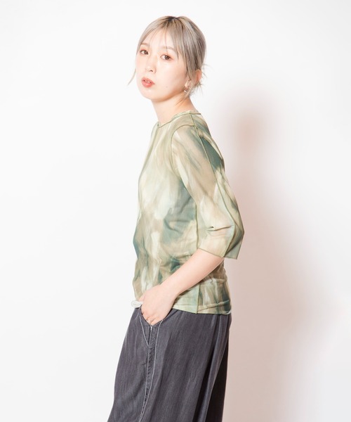 OSMOSIS(オズモーシス)の「プリントメロー切替Tシャツ(Tシャツ/カットソー・レディース・グリーン/ブラウン/ブラック・ONE SIZE)」の15枚目の写真