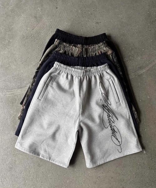 B.R.U(ブル)の「Y2Kカリグラフ刺繍ハーフパンツ(スウェットパンツ・メンズ・その他/ブラック/グレー・LARGE/MEDIUM)」の4枚目の写真