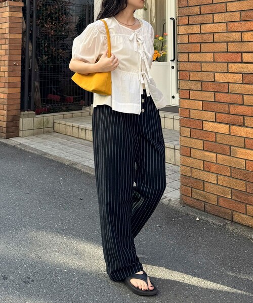 fredy emue(フレディエミュ)の「フロントリボンブラウス(シャツ/ブラウス・レディース・ブラック/オフホワイト・38)」の8枚目の写真