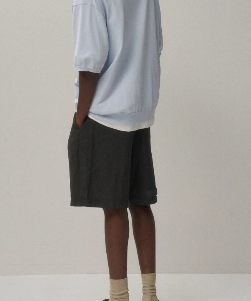 ATON（エイトン）の「ATON (エイトン) COTTON LINEN VOILE | LOOSE FIT SHORTS（その他パンツ・メンズ・カーキ・4）」の3枚目の写真