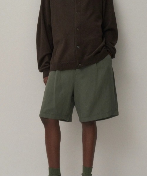 ATON（エイトン）の「ATON (エイトン) COTTON LINEN VOILE | LOOSE FIT SHORTS（その他パンツ・メンズ・カーキ・4）」の4枚目の写真