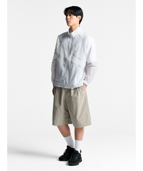 FILA(フィラ)の「Lightweight flag windbreak(その他アウター・メンズ・ライトイエロー/ダークブルー/ライトグレー・S/M/L/XL)」の9枚目の写真