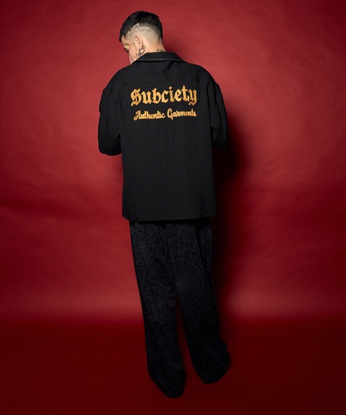Subciety(サブサエティ)の「Classic chain embroidered shirt(シャツ/ブラウス・メンズ・オレンジ/ブラック/ホワイト・X-LARGE/LARGE/MEDIUM/SMALL)」の18枚目の写真