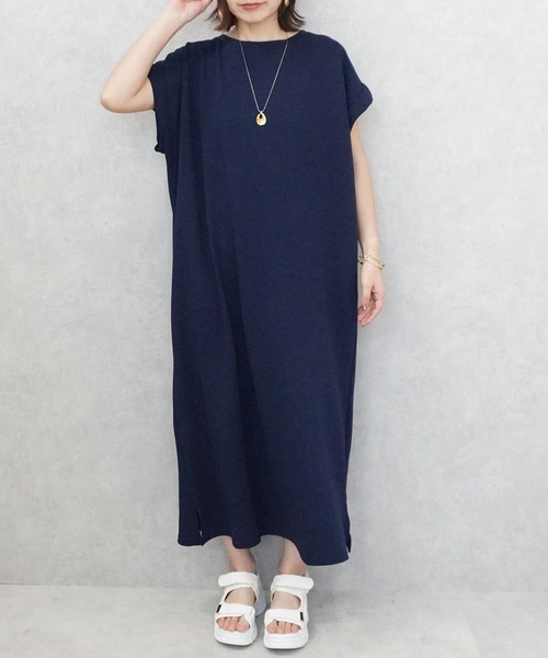 SELECT LEVERY(セレクトリベリー)の「ジャガードワンピース(ワンピース・レディース・ネイビー/グレイッシュベージュ/ブラック・MEDIUM/LARGE)」の3枚目の写真