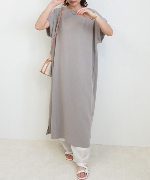 SELECT LEVERY(セレクトリベリー)の「ジャガードワンピース(ワンピース・レディース・ネイビー/グレイッシュベージュ/ブラック・MEDIUM/LARGE)」の4枚目の写真