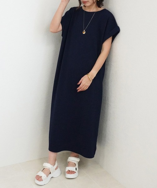 SELECT LEVERY(セレクトリベリー)の「ジャガードワンピース(ワンピース・レディース・ネイビー/グレイッシュベージュ/ブラック・MEDIUM/LARGE)」の12枚目の写真