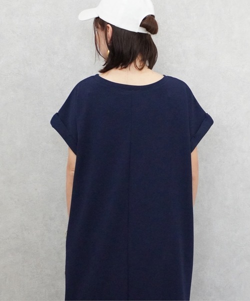 SELECT LEVERY(セレクトリベリー)の「ジャガードワンピース(ワンピース・レディース・ネイビー/グレイッシュベージュ/ブラック・MEDIUM/LARGE)」の14枚目の写真