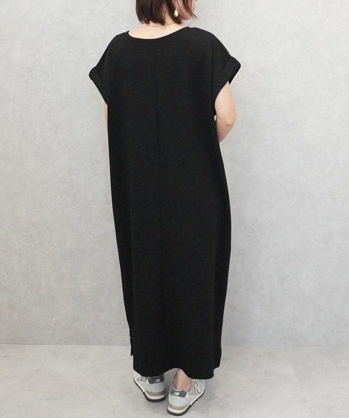 SELECT LEVERY(セレクトリベリー)の「ジャガードワンピース(ワンピース・レディース・ネイビー/グレイッシュベージュ/ブラック・MEDIUM/LARGE)」の18枚目の写真