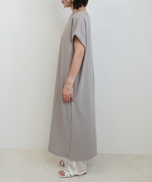 SELECT LEVERY(セレクトリベリー)の「ジャガードワンピース(ワンピース・レディース・ネイビー/グレイッシュベージュ/ブラック・MEDIUM/LARGE)」の20枚目の写真