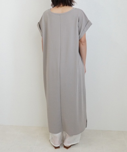 SELECT LEVERY(セレクトリベリー)の「ジャガードワンピース(ワンピース・レディース・ネイビー/グレイッシュベージュ/ブラック・MEDIUM/LARGE)」の21枚目の写真
