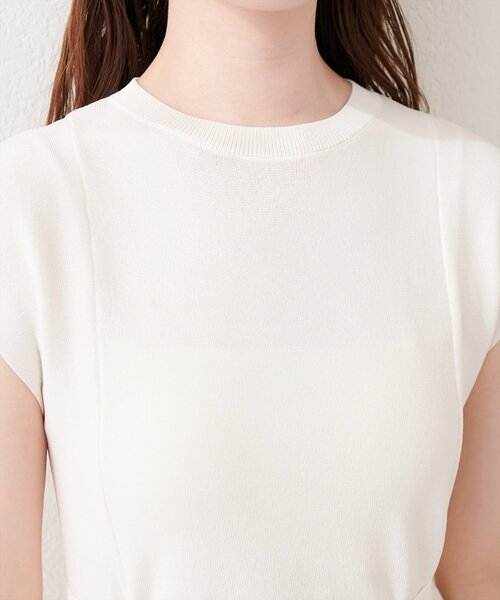 natural couture(ナチュラルクチュール)の「ベルト付きペプラムノースリニット(ニット/セーター・レディース・ブラック/サックスブルー/グレイッシュベージュ/オフホワイト/ピンク/イエロー・FREE)」の17枚目の写真