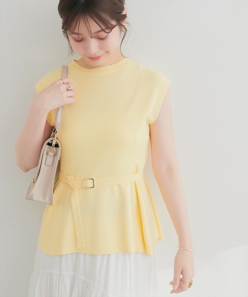 natural couture(ナチュラルクチュール)の「ベルト付きペプラムノースリニット(ニット/セーター・レディース・ブラック/サックスブルー/グレイッシュベージュ/オフホワイト/ピンク/イエロー・FREE)」の5枚目の写真