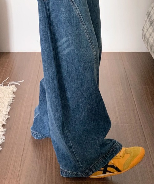 GLAMOROUS JANE(グラマラスジェーン)の「デニムボリュームワイドパンツ(デニムパンツ・レディース・インディゴブルー/ブルー・S/M/L)」の4枚目の写真