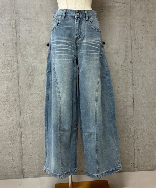 GLAMOROUS JANE(グラマラスジェーン)の「デニムボリュームワイドパンツ(デニムパンツ・レディース・インディゴブルー/ブルー・S/M/L)」の11枚目の写真