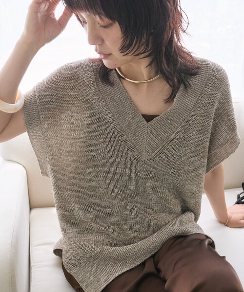 RIVE DROITE(リヴドロワ)の「【抜け感】ギマコットンニットベスト (夏服)(ニット/セーター・レディース・モカ/ホワイト系その他/チャコールグレー・FREE)」の1枚目の写真