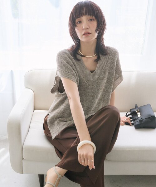 RIVE DROITE(リヴドロワ)の「【抜け感】ギマコットンニットベスト (夏服)(ニット/セーター・レディース・モカ/ホワイト系その他/チャコールグレー・FREE)」の6枚目の写真