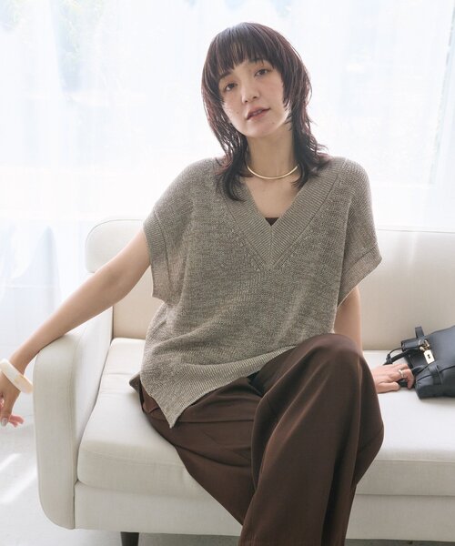RIVE DROITE(リヴドロワ)の「【抜け感】ギマコットンニットベスト (夏服)(ニット/セーター・レディース・モカ/ホワイト系その他/チャコールグレー・FREE)」の7枚目の写真
