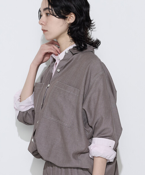 Gabardine K.T(ギャバジンケーティー)の「〔 +サイズ 〕 オトナシャンブレー たっぷりシャツ(シャツ/ブラウス・レディース・ベージュ・13号)」の20枚目の写真