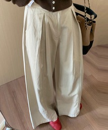タック入りワイドパンツ レディース ルーズシルエット シンプルボトム