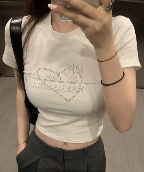 Vipoa(ヴィポア)の「メタリックプリントS/Sカットソー(Tシャツ/カットソー・レディース・ホワイト/ブラック・FREE)」の6枚目の写真