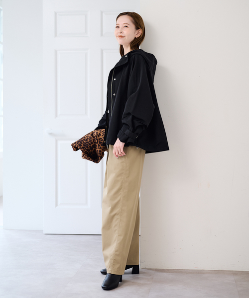 U by SPICK&SPAN(ユーバイスピックアンドスパン)の「《追加》C/N グログラン撥水フレアブルゾン(マウンテンパーカー・レディース・ブラウン/ベージュ/ブラック・38/36)」の6枚目の写真
