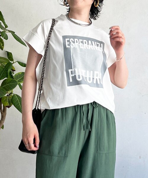 un dix cors(アンディコール)の「メタリックプリントTEE(Tシャツ/カットソー・レディース・ダークグリーン/ネイビー/オフホワイト・FREE)」の7枚目の写真