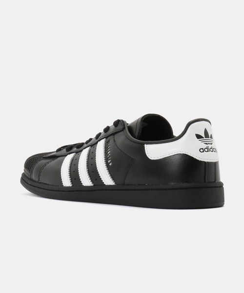 adidas Originals(アディダスオリジナルス)の「adidas Originals SUPERSTAR SQ W KI0201(スニーカー・レディース・ブラック・23cm/23.5cm/24cm/24.5cm/25cm)」の3枚目の写真