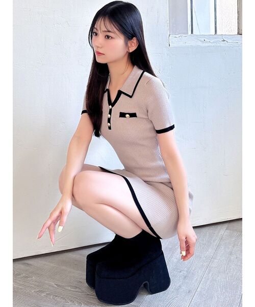 RESEXXY(リゼクシー)の「厚底スウェードショートブーツ(ブーツ・レディース・ブラック・LARGE/MEDIUM/SMALL)」の4枚目の写真