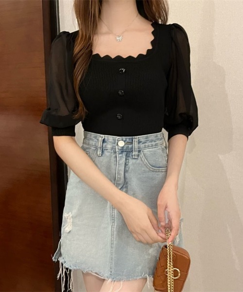 Ritzy（リッツィー）の「スクエアネックシアーボリュームスリーブニット（Tシャツ/カットソー・レディース・ベージュ/ホワイト・FREE）」の5枚目の写真