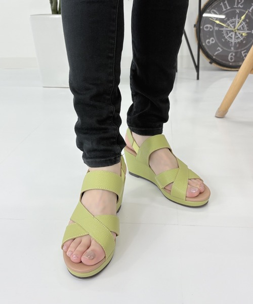 LUGG NAGG（ラグナグ）の「【簡単着脱】らく伸びベルトウェッジサンダル（サンダル・レディース・アイボリー/ピンク/ブラック/グリーン/アンティークシルバー・LL/S/M/L）」の3枚目の写真