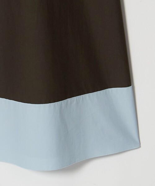 UNITED ARROWS(ユナイテッドアローズ)の「シルキー ピンタック ワンピース ‐ウォッシャブル‐(ワンピース・レディース・ダークブラウン/ブラック/ネイビー・36/38)」の16枚目の写真