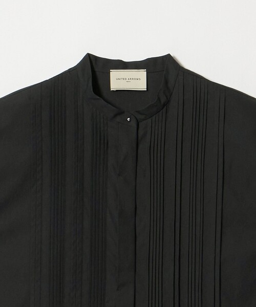 UNITED ARROWS(ユナイテッドアローズ)の「シルキー ピンタック ワンピース ‐ウォッシャブル‐(ワンピース・レディース・ダークブラウン/ブラック/ネイビー・36/38)」の20枚目の写真