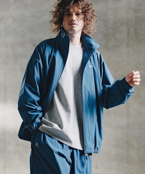 GLIMCLAP（グリムクラップ）の「mj11695-Ripstop & Stretch Nylon Track Jacket トラックジャケット(211-004-gla-cg)（ブルゾン・メンズ・ブラック/ブルー・M/S/L）」の2枚目の写真