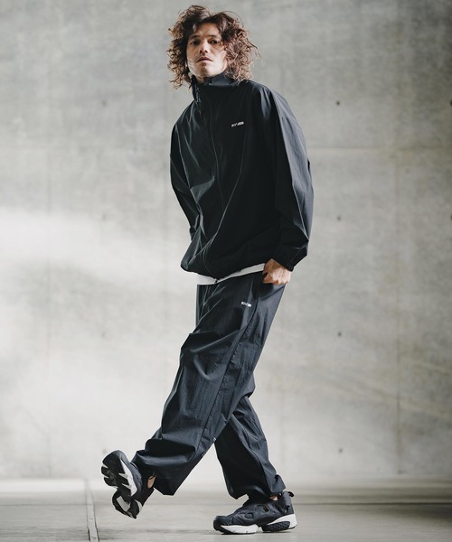 GLIMCLAP（グリムクラップ）の「mj11695-Ripstop & Stretch Nylon Track Jacket トラックジャケット(211-004-gla-cg)（ブルゾン・メンズ・ブラック/ブルー・M/S/L）」の8枚目の写真