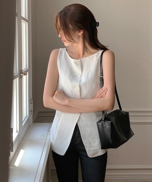FAVORITO(ファヴォリート)の「ノースリーブシングルブレストシャツ(その他トップス・レディース・ブラック/オフホワイト・F)」の11枚目の写真