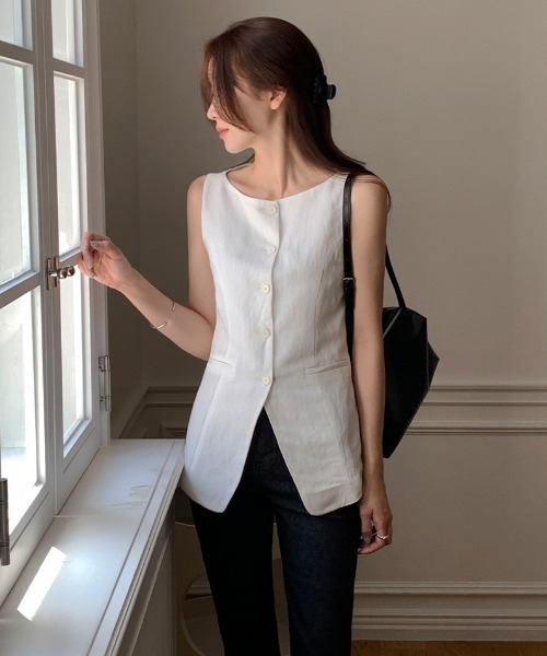 FAVORITO(ファヴォリート)の「ノースリーブシングルブレストシャツ(その他トップス・レディース・ブラック/オフホワイト・F)」の12枚目の写真