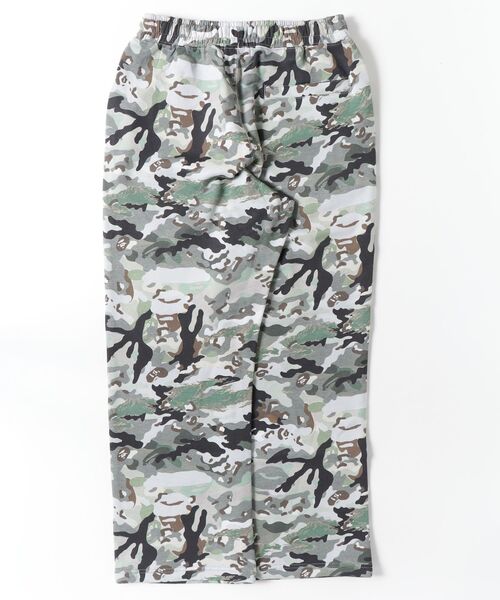 A BATHING APE(アベイシングエイプ)の「HYBRID CAMO APE FACE LOGO RELAXED FIT SWEATPANTS(スウェットパンツ・メンズ・マルチ/オリーブ・MEDIUM/X-LARGE/SMALL/LARGE)」の9枚目の写真