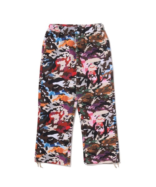 A BATHING APE(アベイシングエイプ)の「HYBRID CAMO APE FACE LOGO RELAXED FIT SWEATPANTS(スウェットパンツ・メンズ・マルチ/オリーブ・MEDIUM/X-LARGE/SMALL/LARGE)」の2枚目の写真