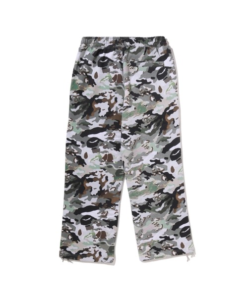 A BATHING APE(アベイシングエイプ)の「HYBRID CAMO APE FACE LOGO RELAXED FIT SWEATPANTS(スウェットパンツ・メンズ・マルチ/オリーブ・MEDIUM/X-LARGE/SMALL/LARGE)」の3枚目の写真