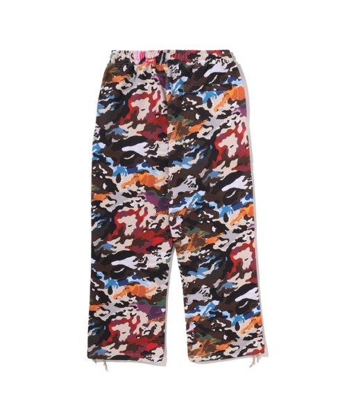 A BATHING APE(アベイシングエイプ)の「HYBRID CAMO APE FACE LOGO RELAXED FIT SWEATPANTS(スウェットパンツ・メンズ・マルチ/オリーブ・MEDIUM/X-LARGE/SMALL/LARGE)」の4枚目の写真
